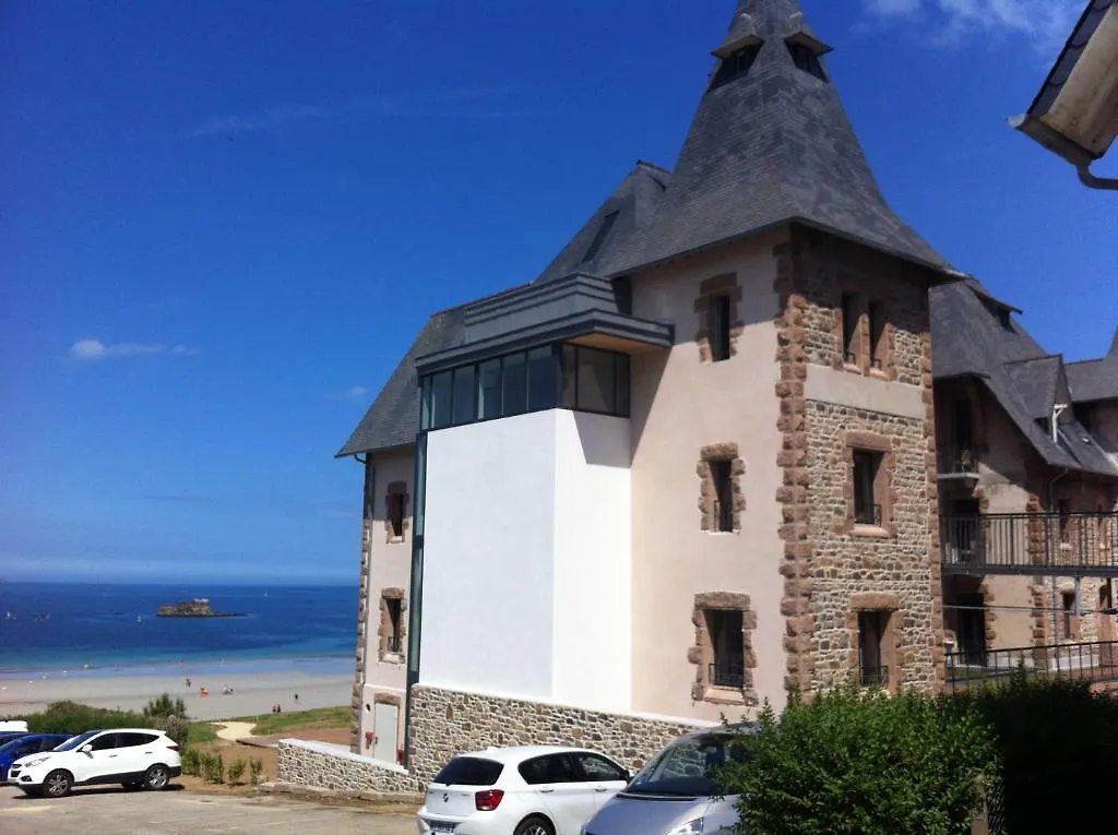 Logis Hotel Ker Mor Perros-Guirec 3*,